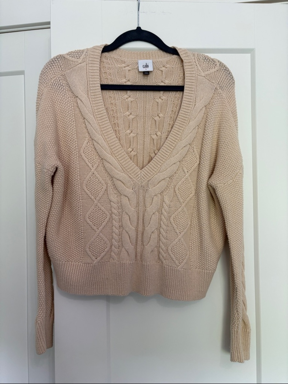 CAbi Neutral Cream Cable V-Neck Sweater